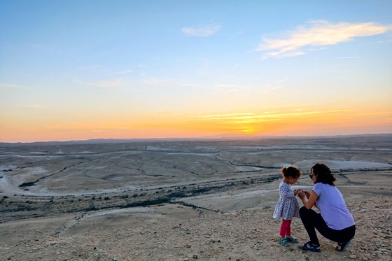 תצפית שקיעה מגבעת הגר - הר הנגב
