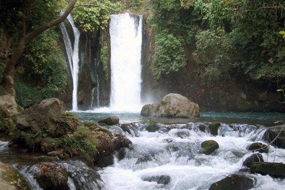 זרימת מפל הבניאס - אצבע הגליל