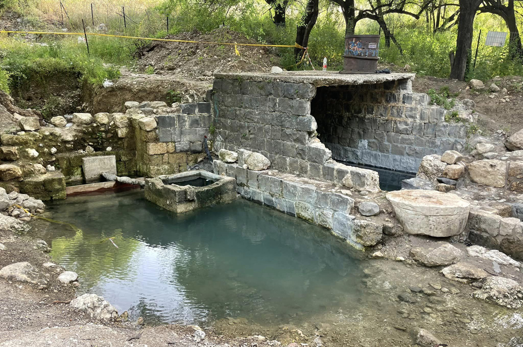 בריכות המעיין עין חוקוק