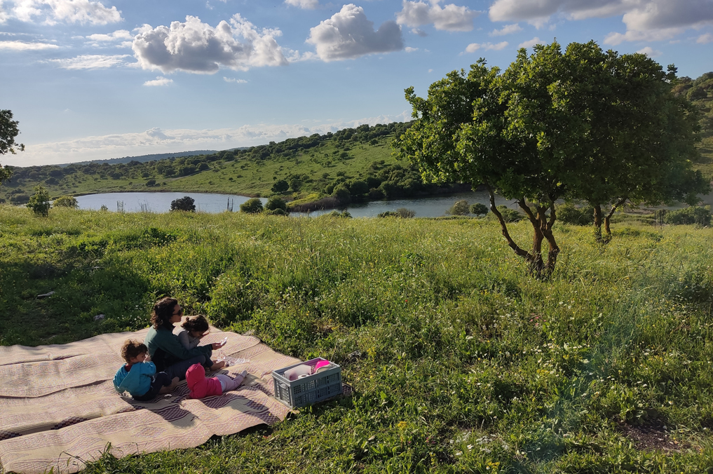 תצפית מאגר גלעד האגמים הנעלמים ברמות מנשה