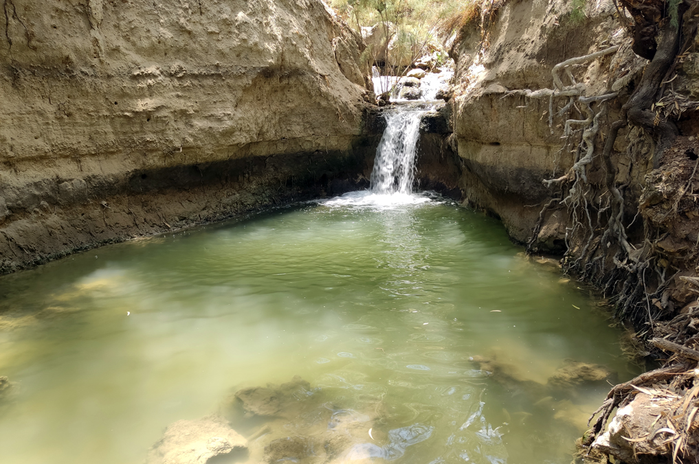 מפל נחל עמל בעמק המעיינות